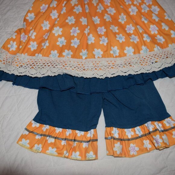 ADORABLE SWEETNESS Navy & Mustard Shorts Set Girls 7 - Picture 6 of 7